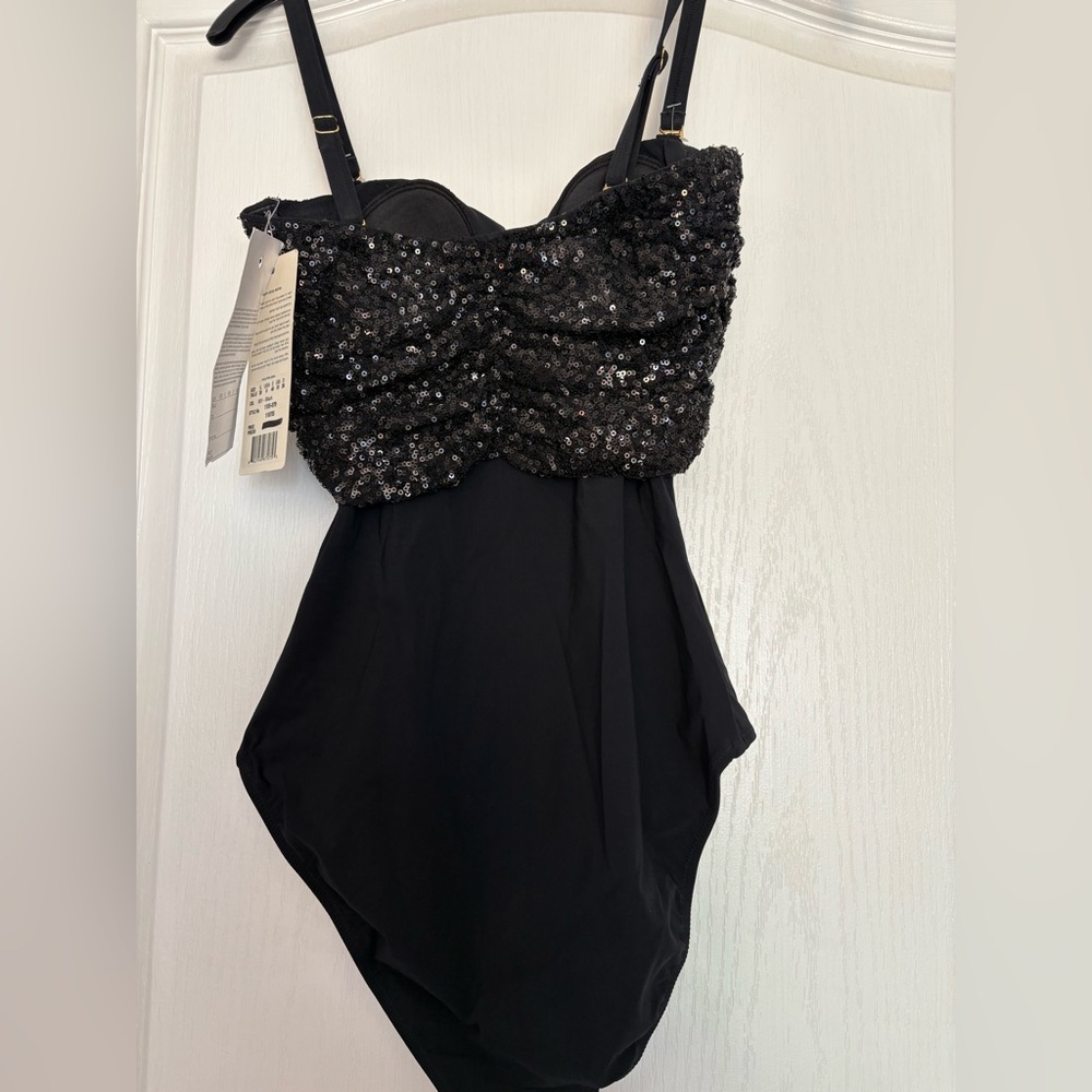 Gottex Black Swimsuit with sequins, w/ or without straps. Size 8